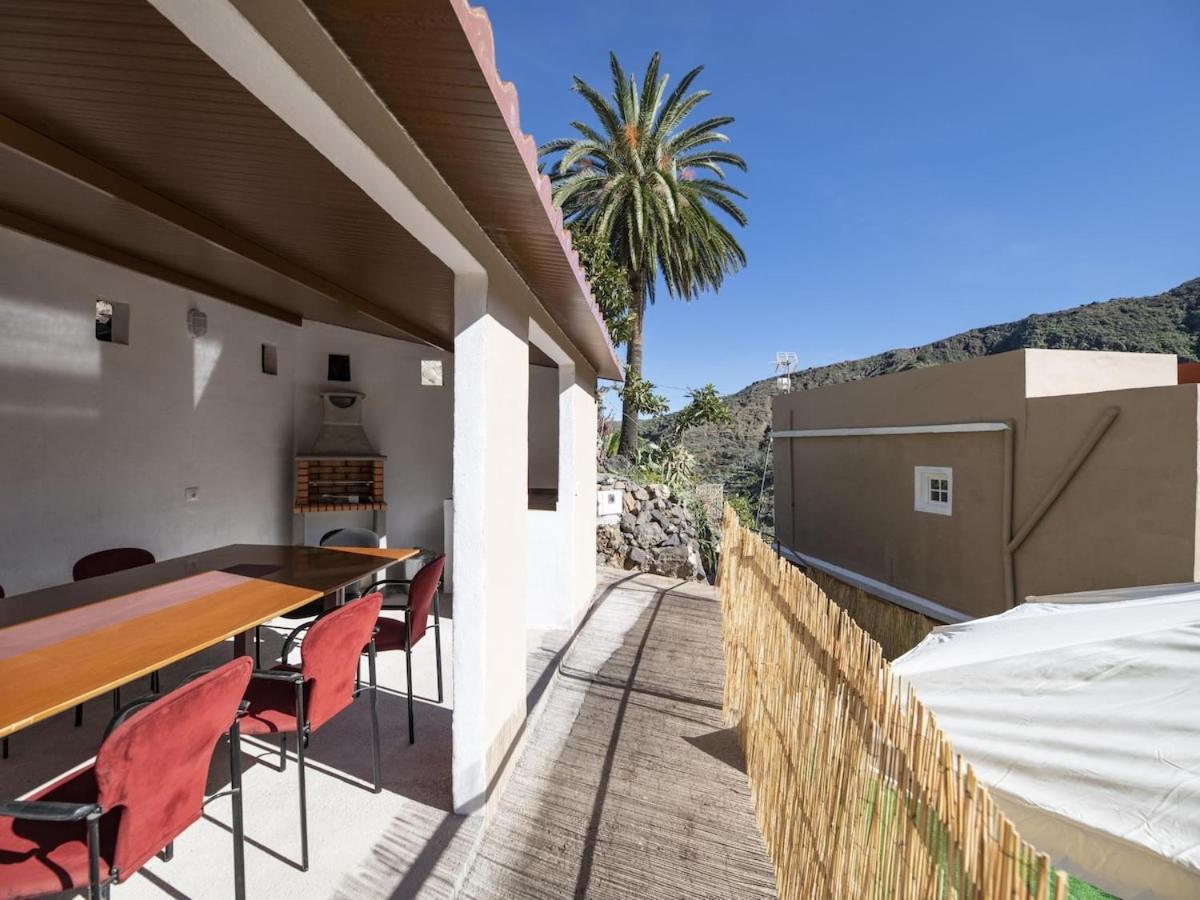 Lightbooking Hermigua Juan Y Fina II Villa Exterior photo